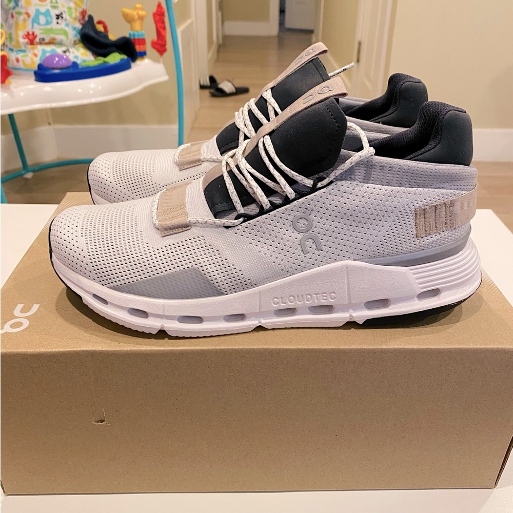 Oncloud Cloudnova Women US 9.0 White Sand BRAND NEW